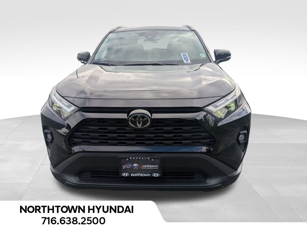 Used 2025 Toyota RAV4 XLE Premium w/ Weather Package AWD/4WD image 5
