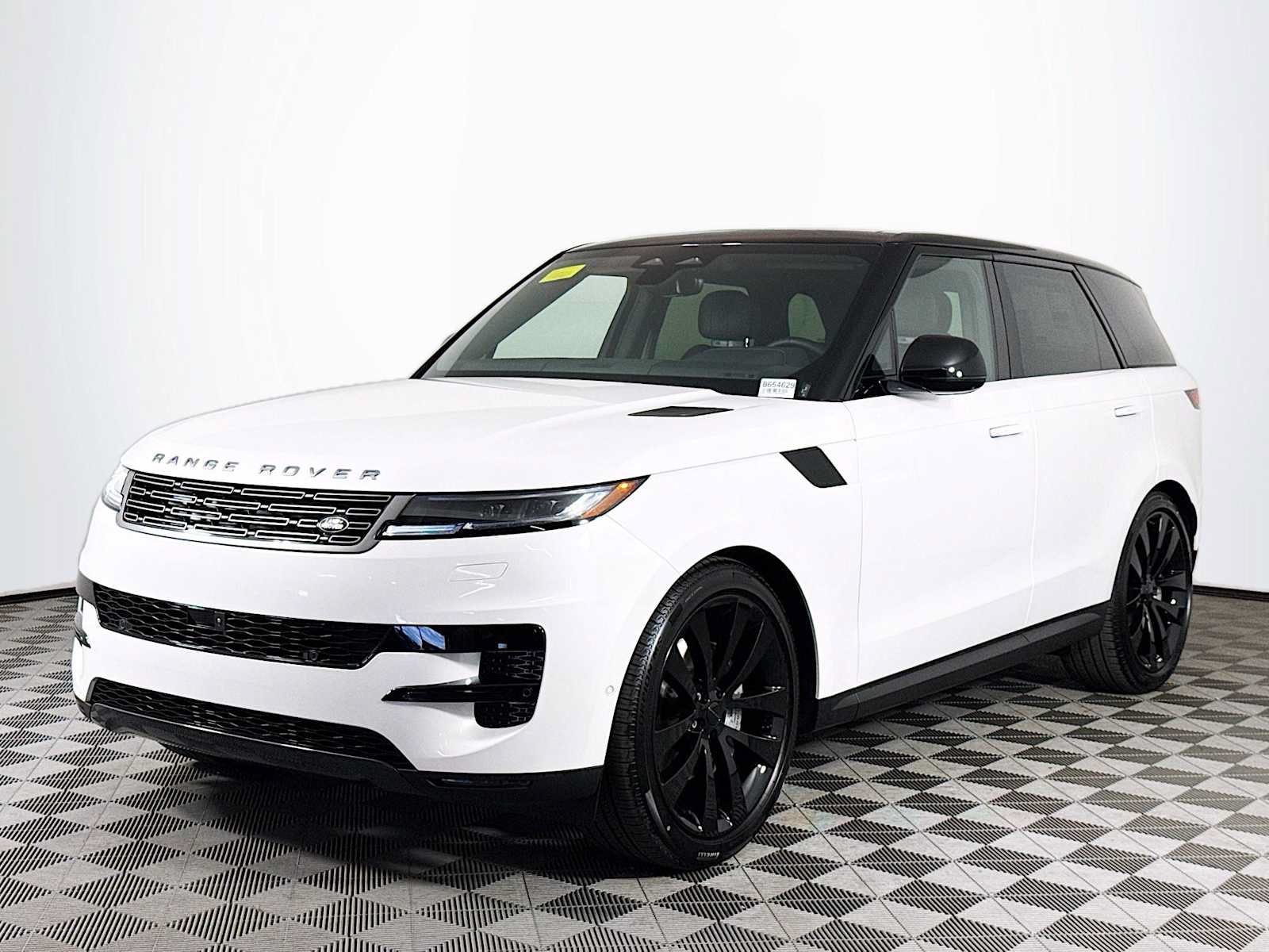 New 2026 Land Rover Range Rover Sport SE AWD/4WD image 1