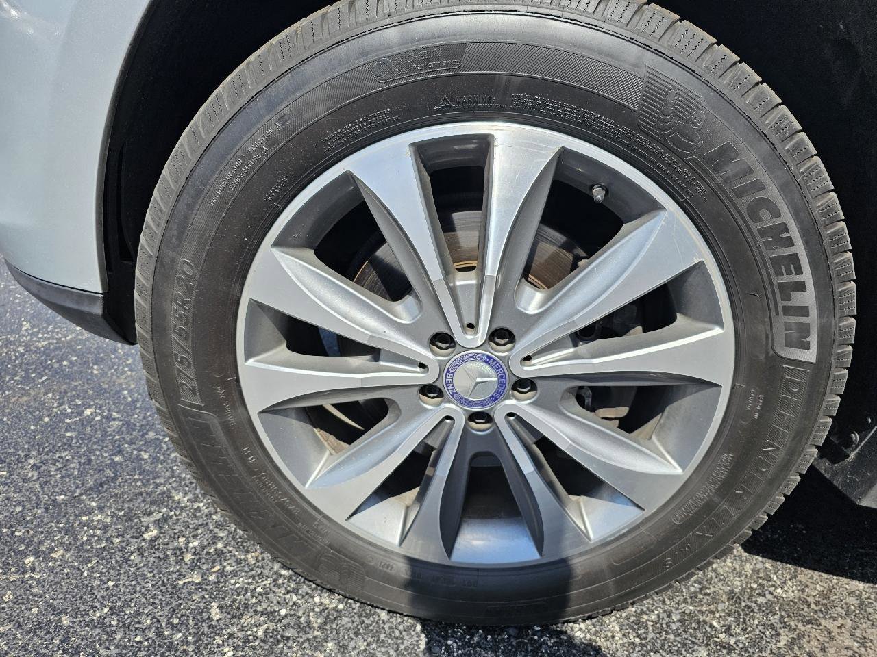 Used 2016 Mercedes-Benz GL 450 4MATIC image 44