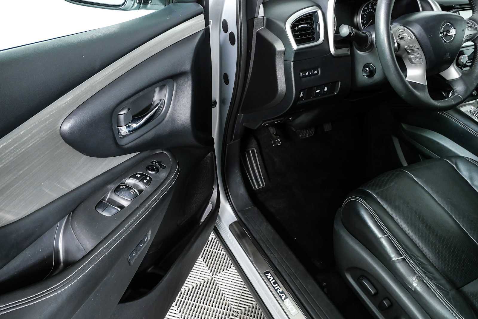 Used 2015 Nissan Murano Platinum w/ Platinum Technology Package AWD/4WD image 7