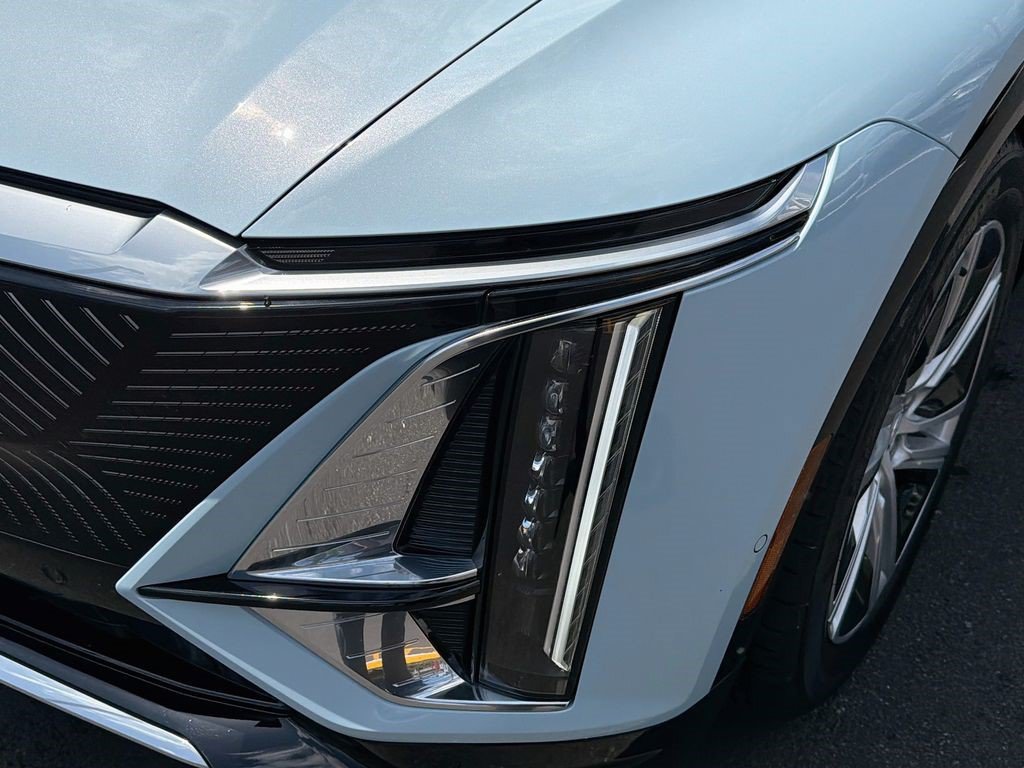 Certified 2024 Cadillac Lyriq Tech w/ Driver Assist Package RWD image 12