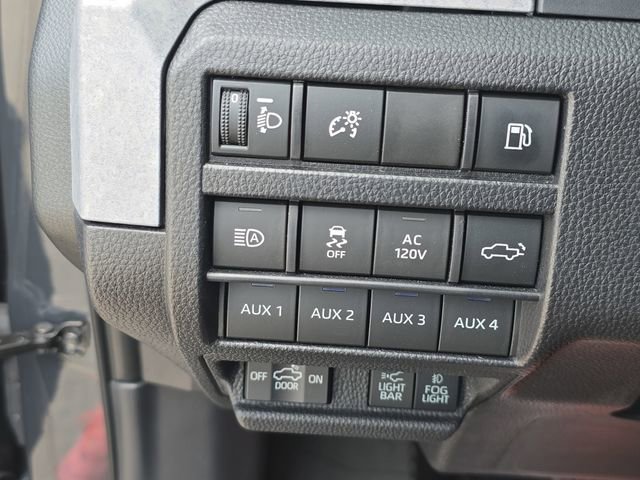 Used 2025 Toyota Tacoma Trailhunter image 25