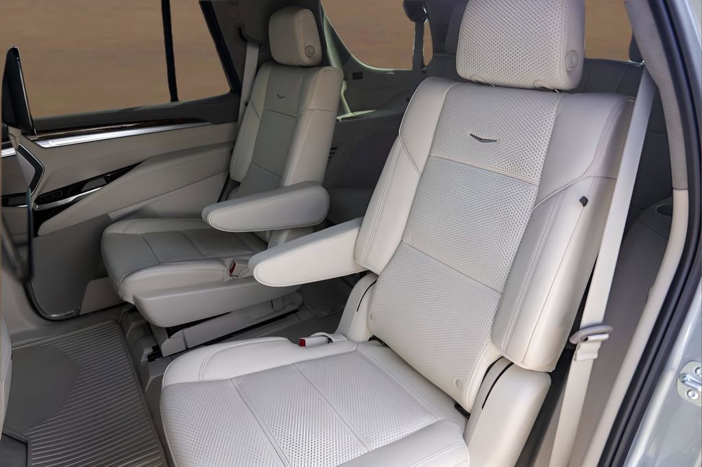 Certified 2025 Cadillac Escalade Sport Platinum image 24