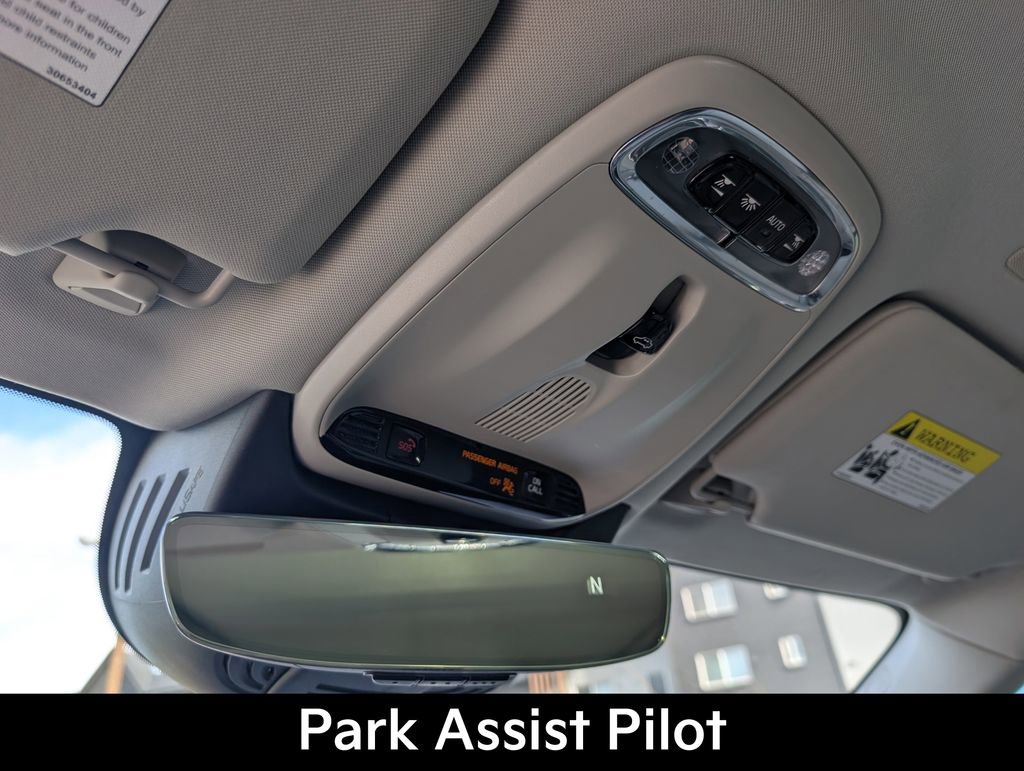 Used 2019 Volvo V90 T6 Inscription w/ Advanced Package image 29