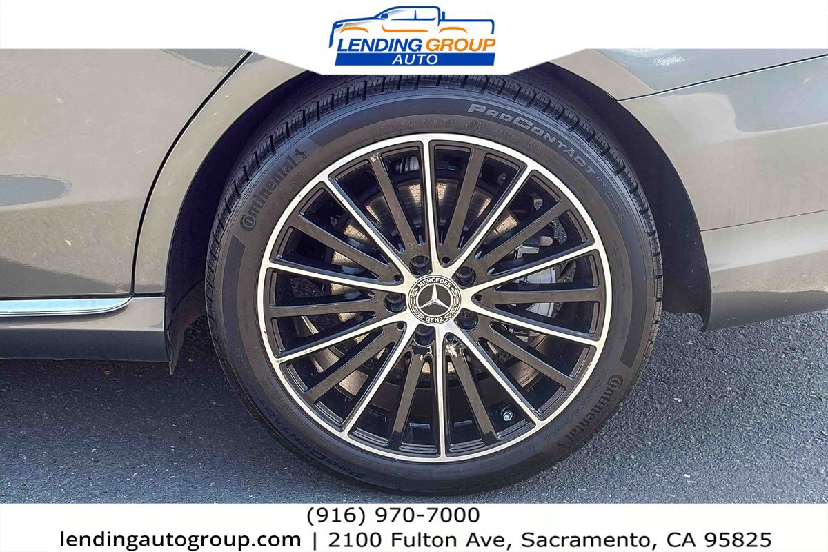 Used 2021 Mercedes-Benz C 300 Sedan image 10