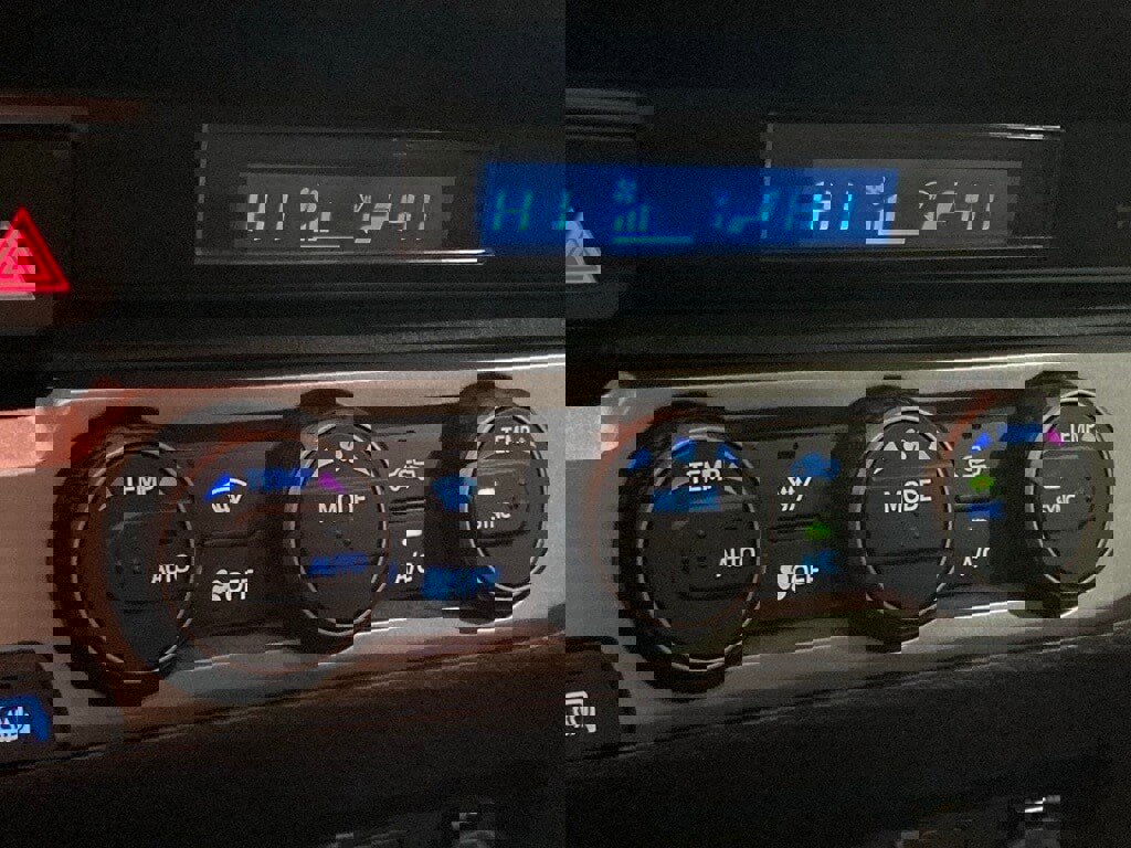 Certified 2022 Toyota Tacoma SR image 24