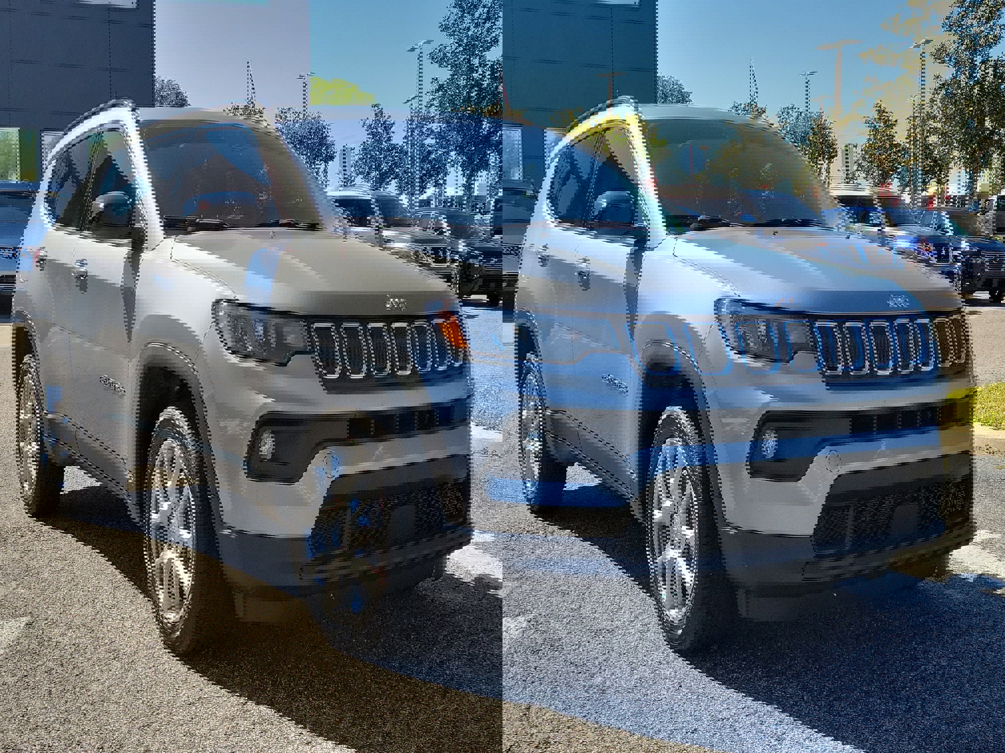 Used 2022 Jeep Compass Latitude w/ Sun and Sound Group image 3