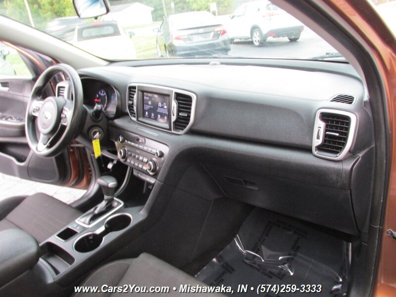 Used 2018 Kia Sportage LX w/ LX Popular Package FWD image 21