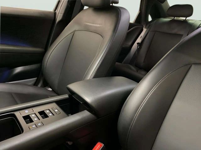 Used 2025 Hyundai Ioniq 6 SEL RWD image 60