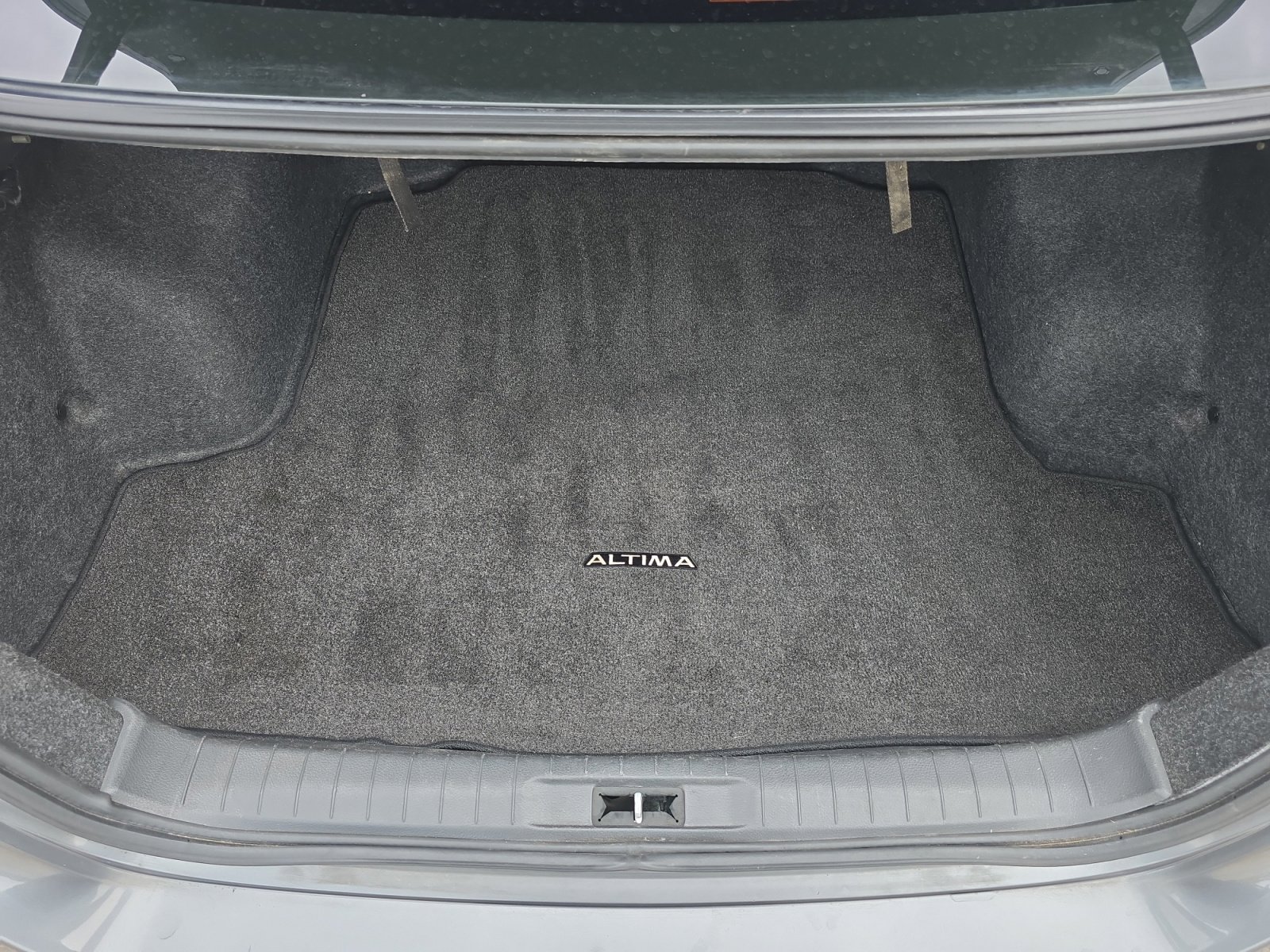 Used 2017 Nissan Altima 2.5 SV image 12