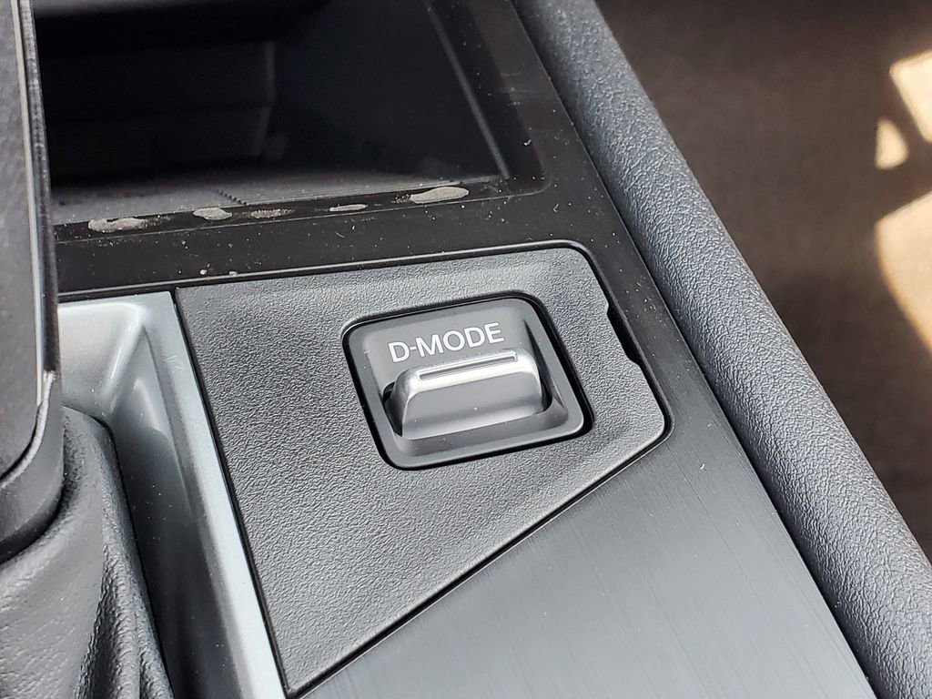 New 2026 Nissan Kicks SV AWD/4WD image 26