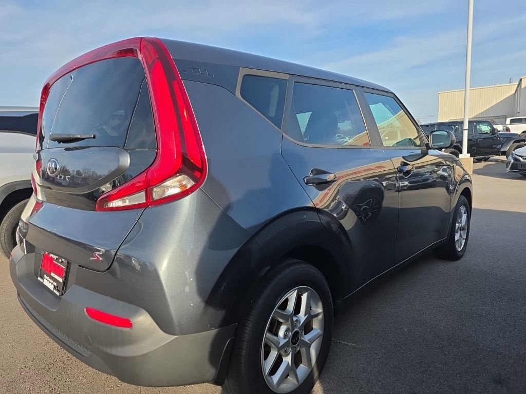 Used 2021 Kia Soul S image 4