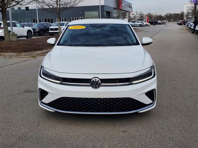 Used 2025 Volkswagen Jetta S image 8