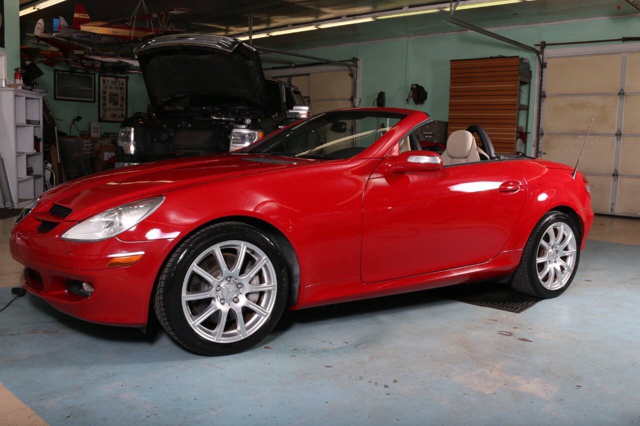 Used 2005 Mercedes-Benz SLK 350 w/ Entertainment Pkg image 37