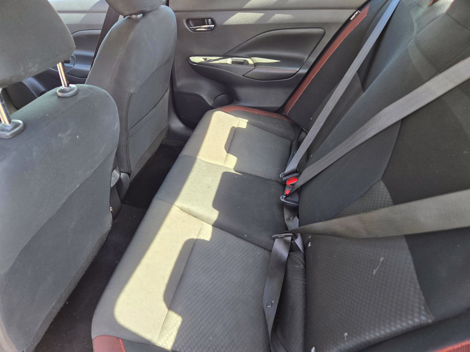 Used 2024 Nissan Versa SR FWD image 11