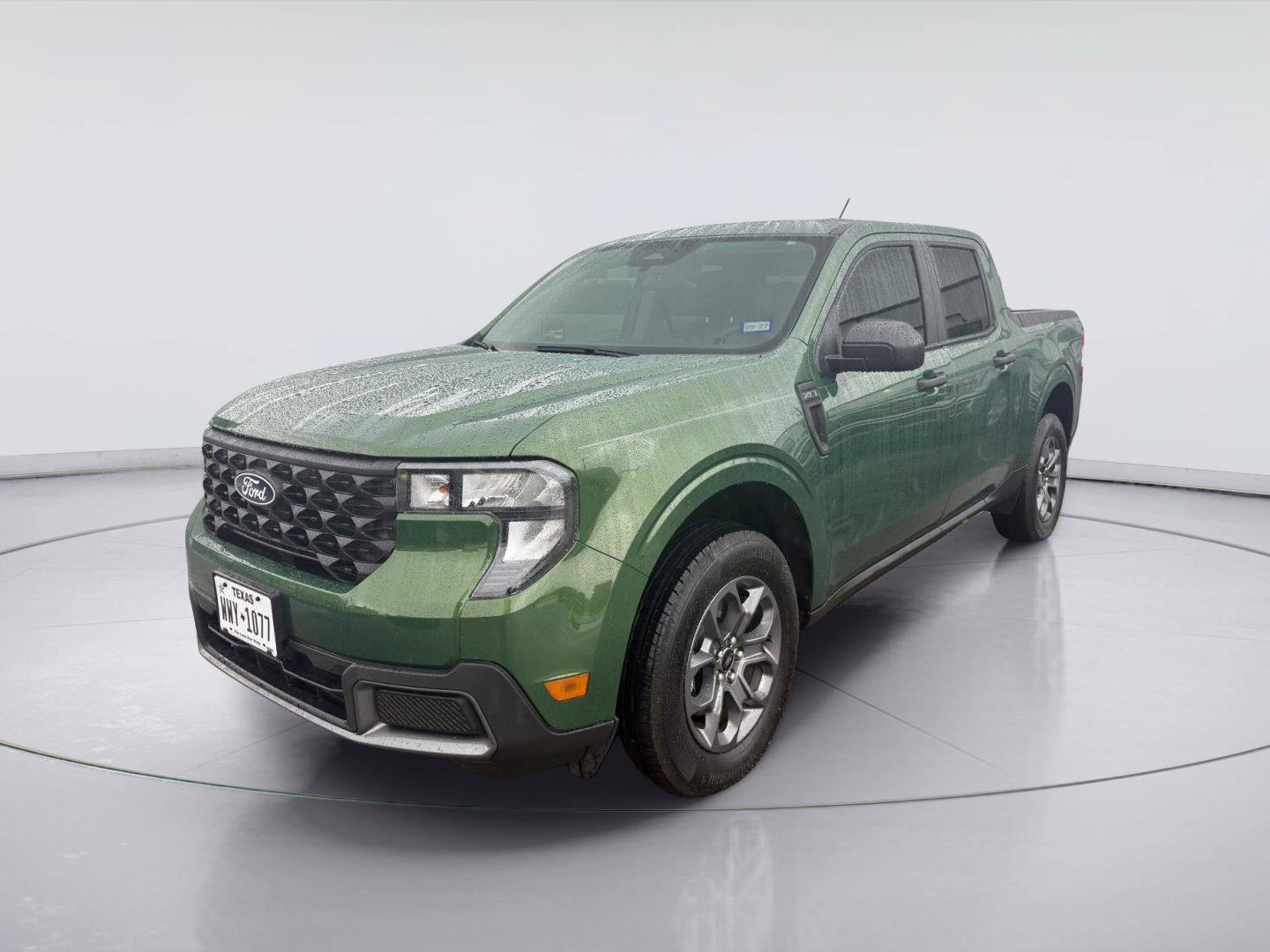 Used 2025 Ford Maverick XLT w/ Equipment Group 302A AWD/4WD image 7