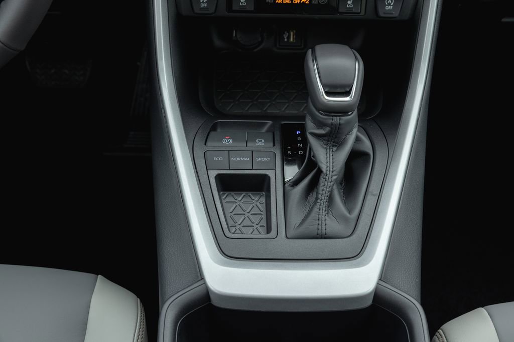 New 2025 Toyota RAV4 XLE Premium image 11