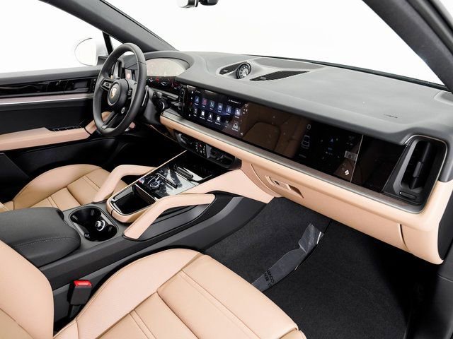 New 2026 Porsche Cayenne Coupe image 24