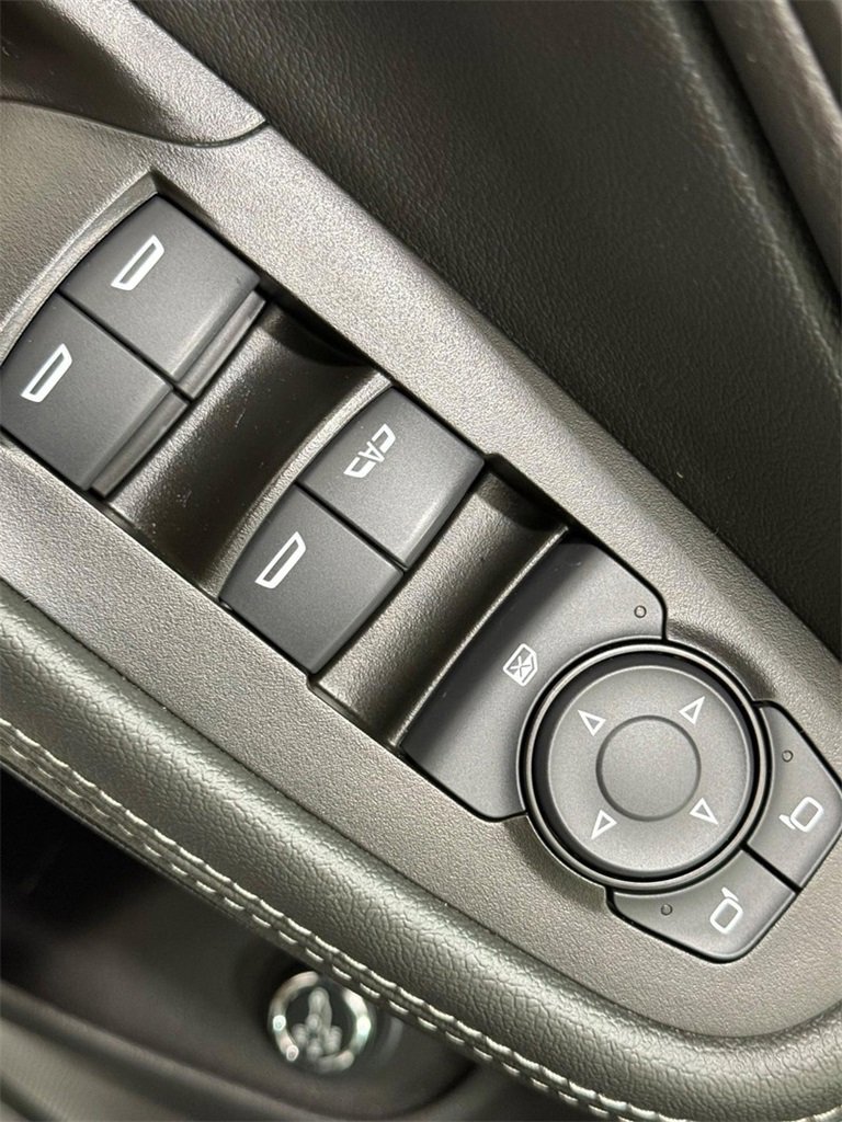 Used 2023 Buick Encore GX Select w/ Experience Buick Package image 19