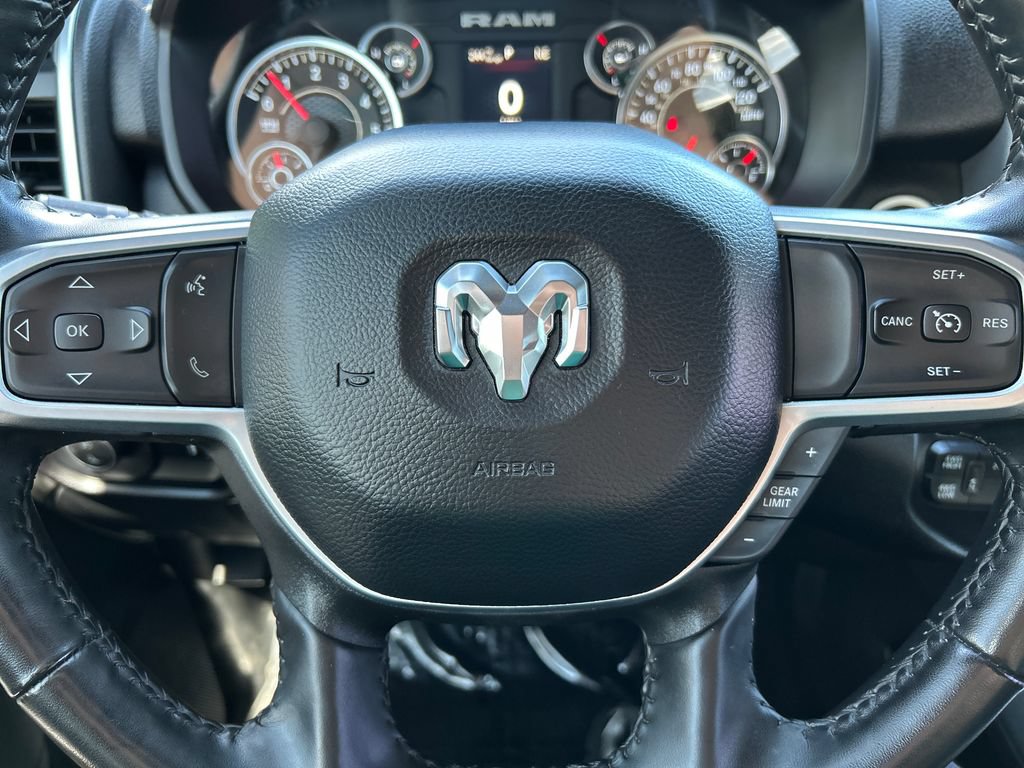 Used 2024 RAM 2500 Big Horn w/ Night Edition AWD/4WD image 6