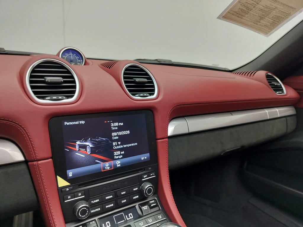 Used 2023 Porsche 718 Boxster Spyder RWD image 13