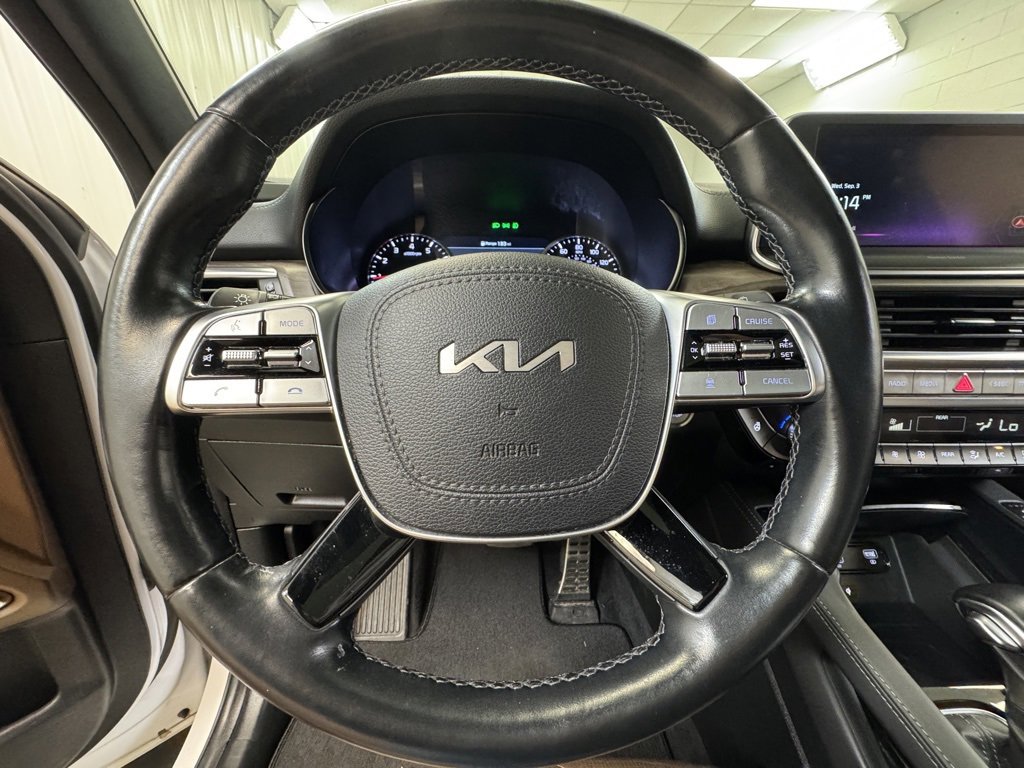 Used 2022 Kia Telluride SX w/ SX Prestige Package image 34