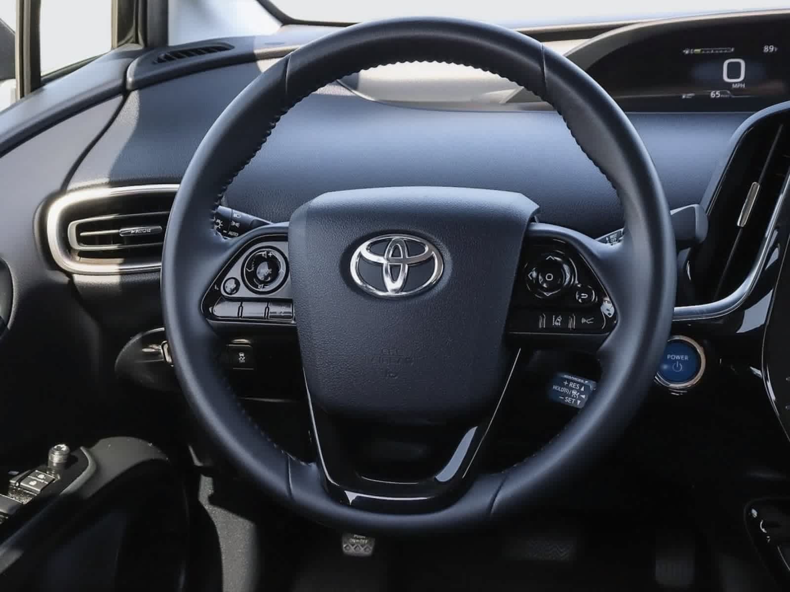 Used 2021 Toyota Prius Prime XLE FWD image 21