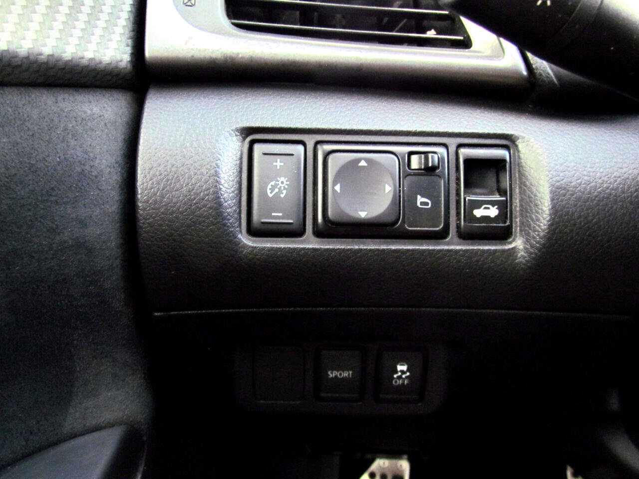 Used 2019 Nissan Sentra NISMO w/ Electronics Package image 21