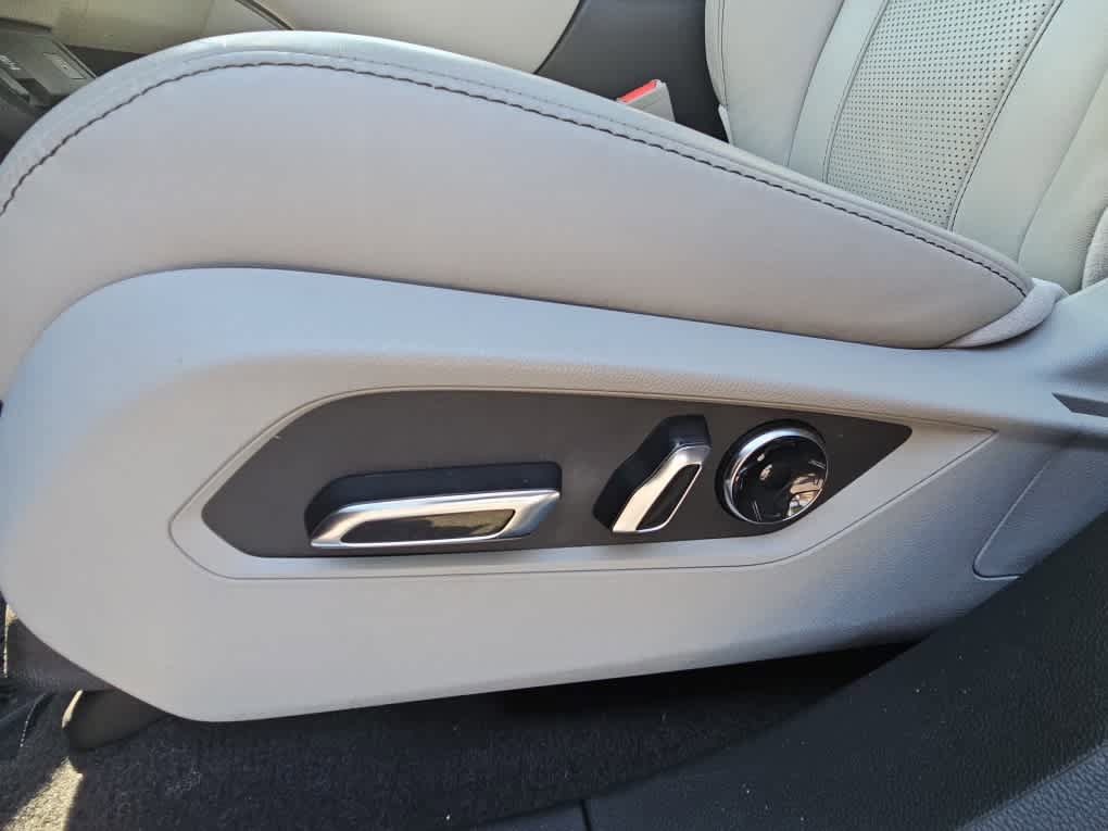 Certified 2023 Acura RDX FWD w/ Technology Package image 15