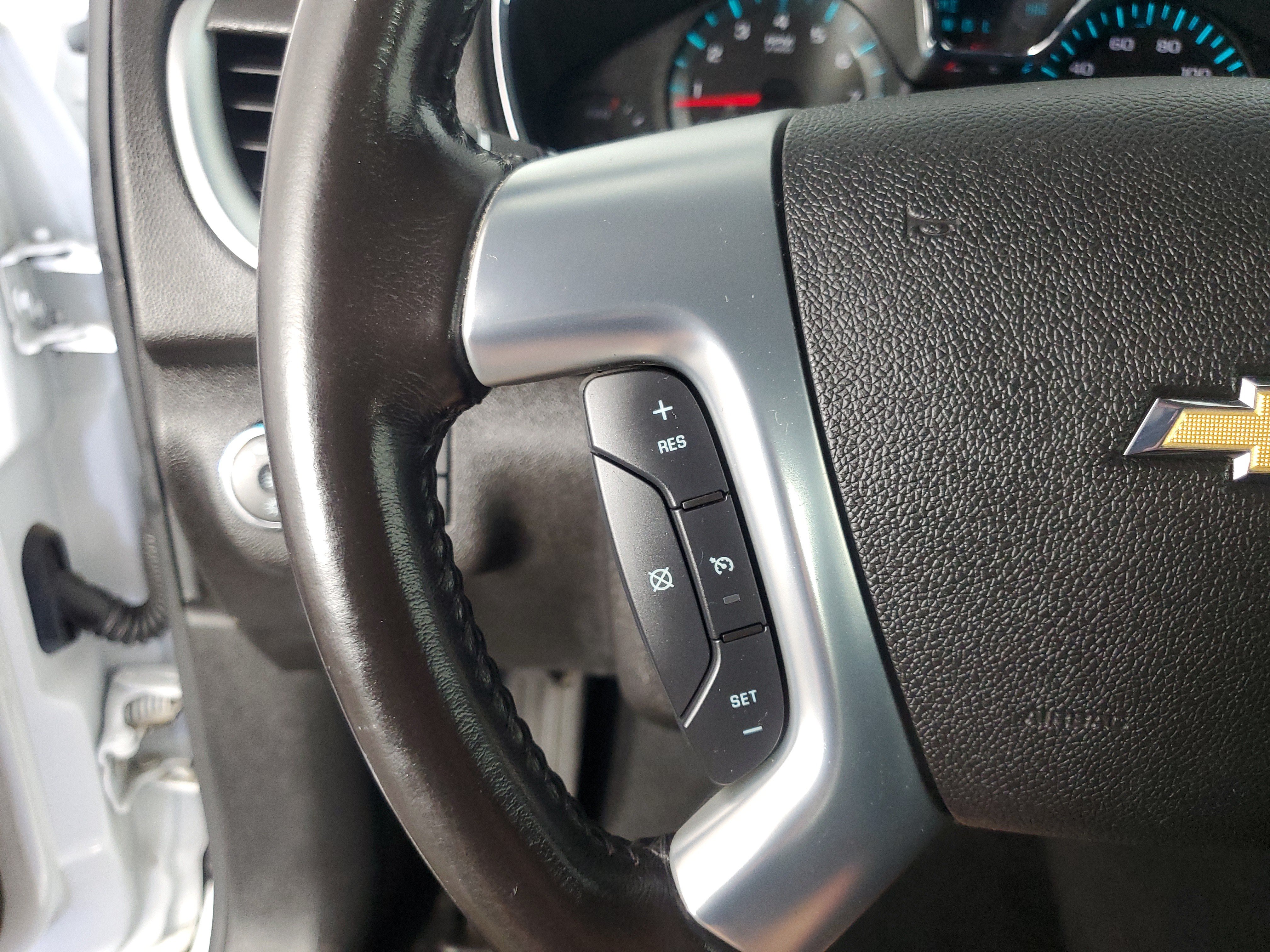 Used 2017 Chevrolet Traverse LT AWD/4WD image 25