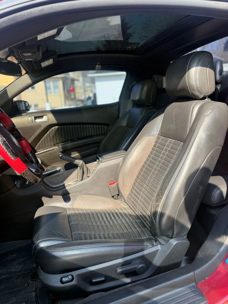 Used 2013 Ford Mustang Shelby GT500 image 5