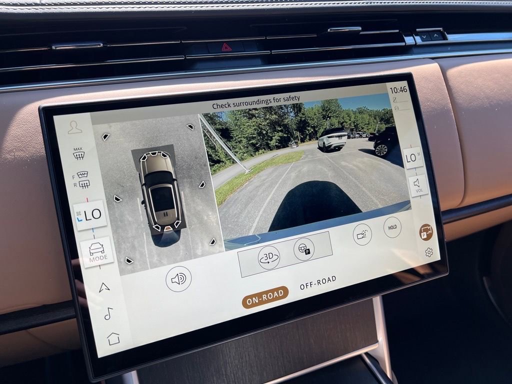 New 2025 Land Rover Range Rover SE image 23