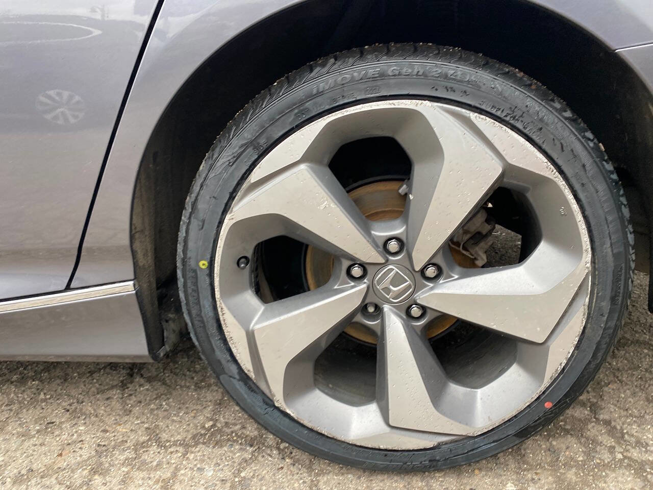 Used 2018 Honda Accord EX-L image 12