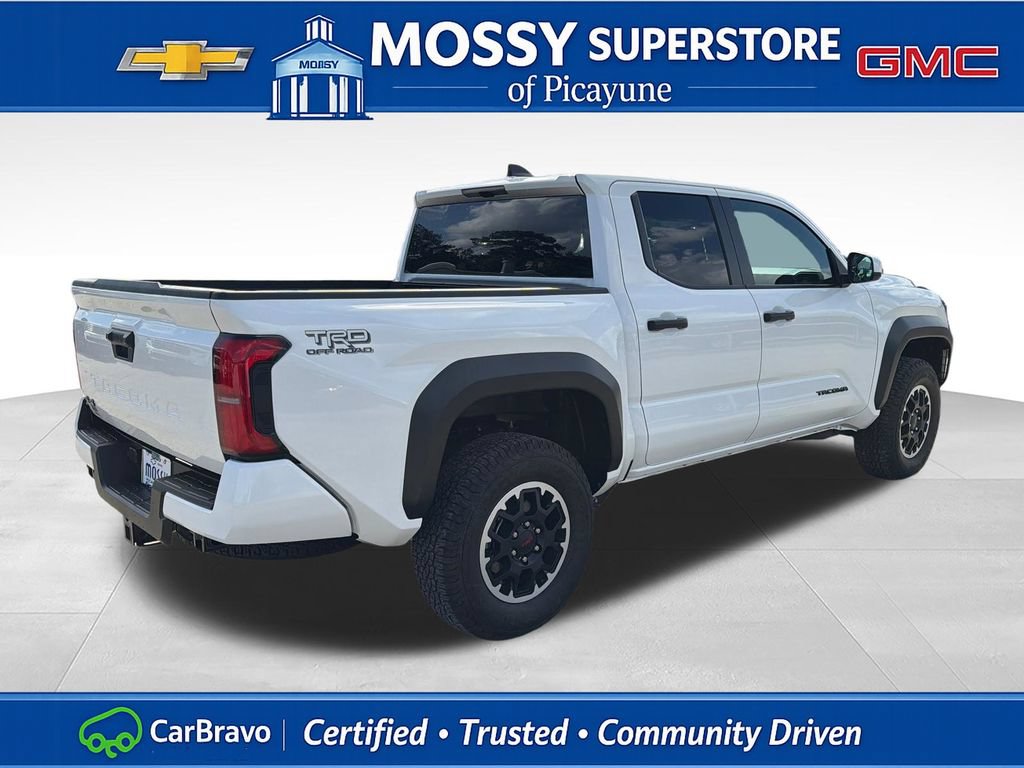 Used 2025 Toyota Tacoma TRD Off-Road AWD/4WD image 6