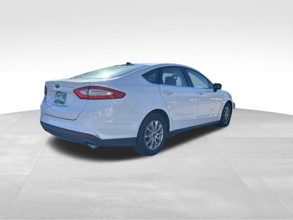 Used 2015 Ford Fusion S image 3