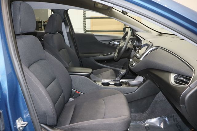 Used 2024 Chevrolet Malibu LT image 17