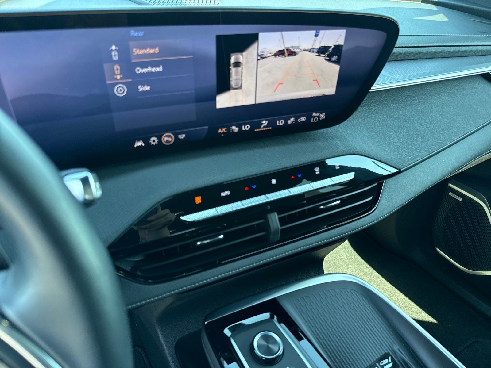 Used 2025 Buick Enclave Sport Touring image 18