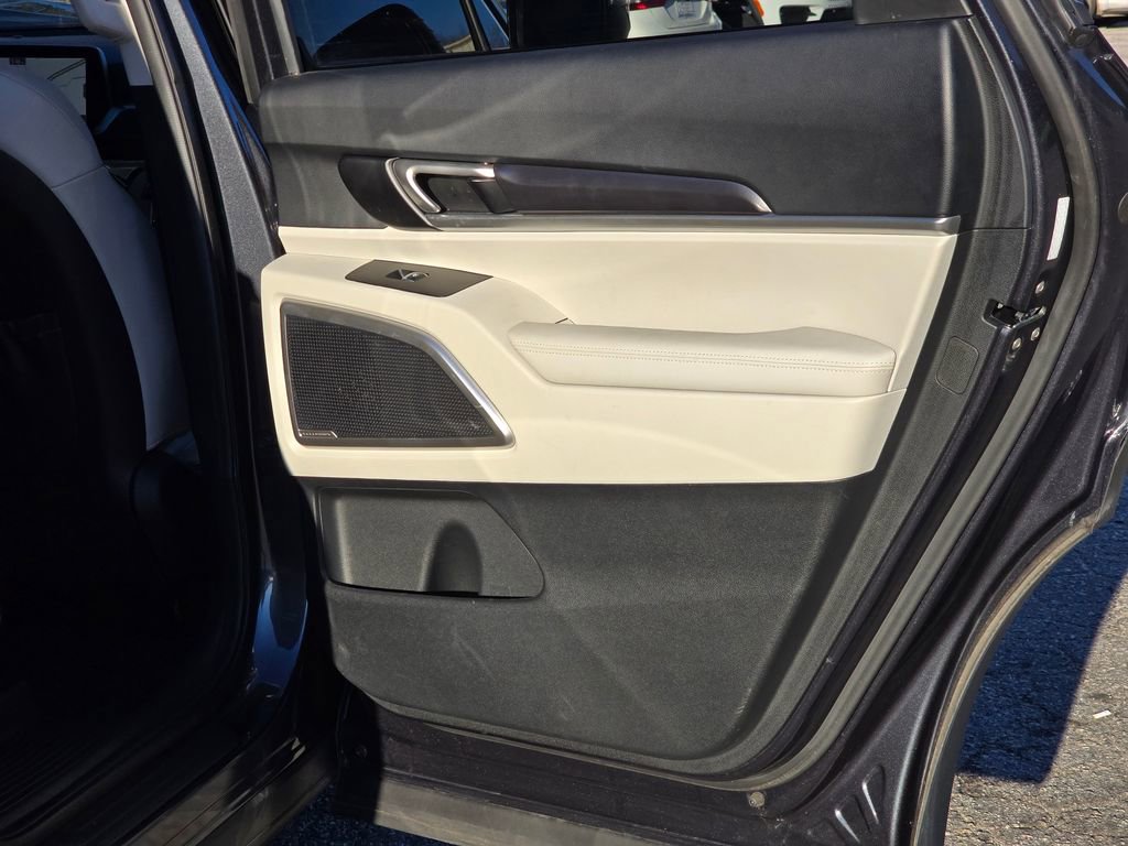Used 2023 Kia Telluride S w/ S Sunroof Package image 48