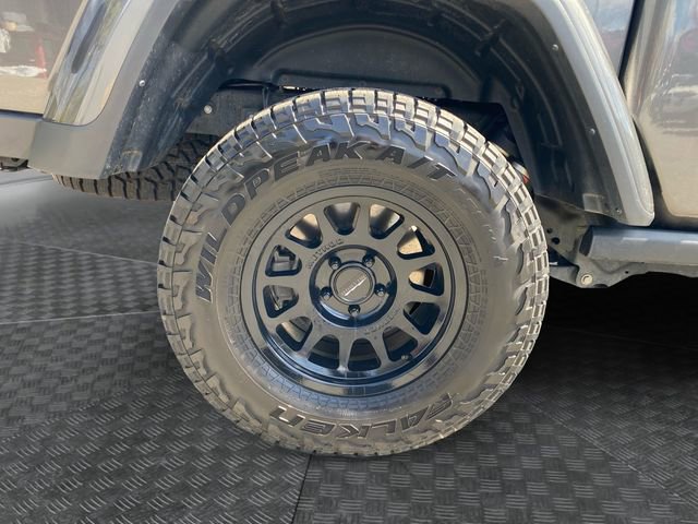 Used 2023 Jeep Gladiator Mojave w/ Trailer Tow Package image 36