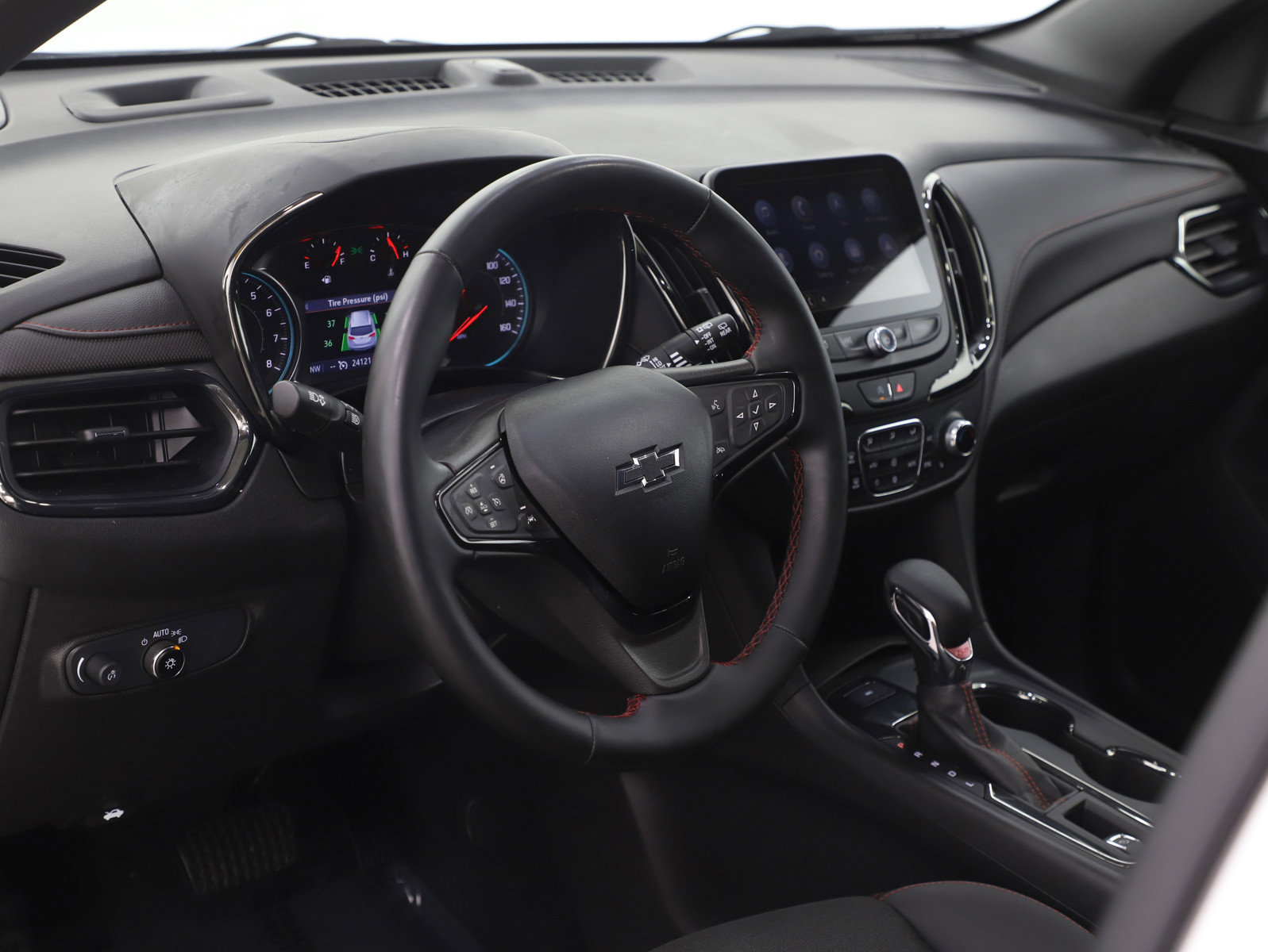 Used 2023 Chevrolet Equinox RS image 24