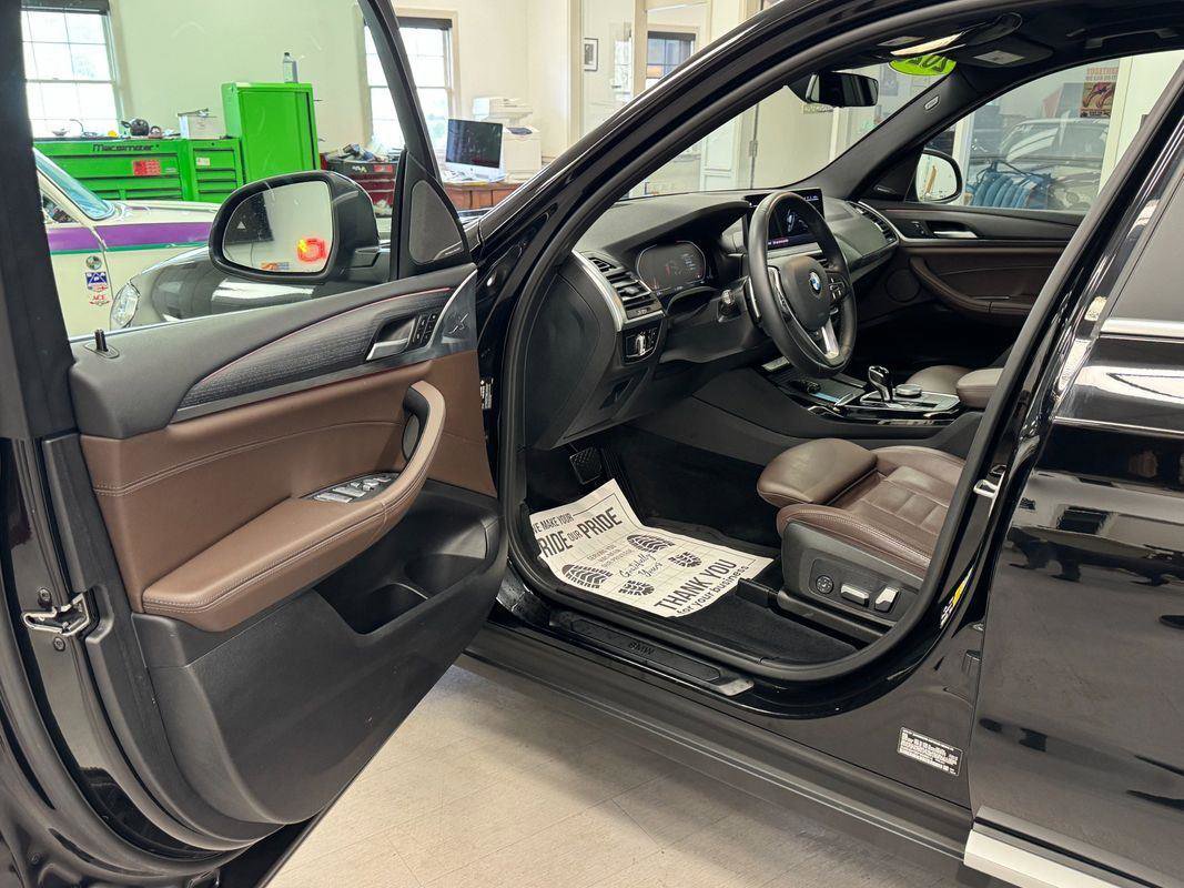 Used 2023 BMW X3 xDrive30i w/ Premium Package image 12