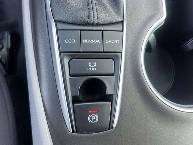 Used 2024 Toyota Camry LE AWD/4WD image 30