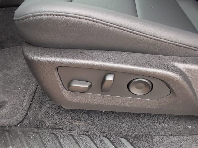 New 2026 Chevrolet Colorado Trail Boss AWD/4WD image 13