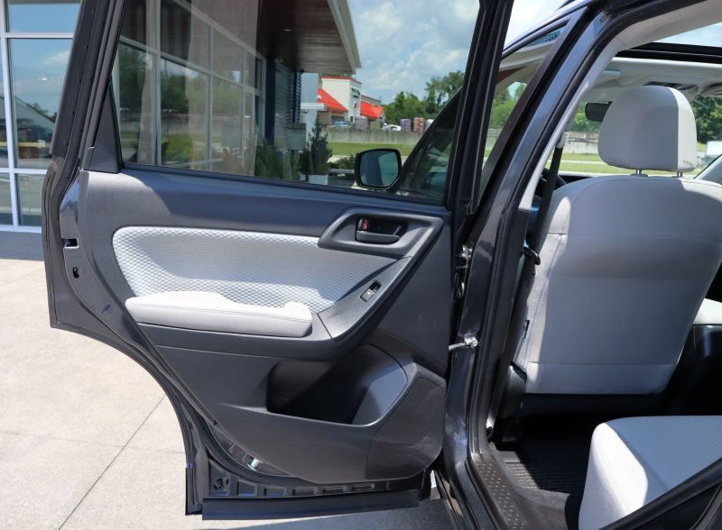 Used 2018 Subaru Forester 2.5i Premium AWD/4WD image 16