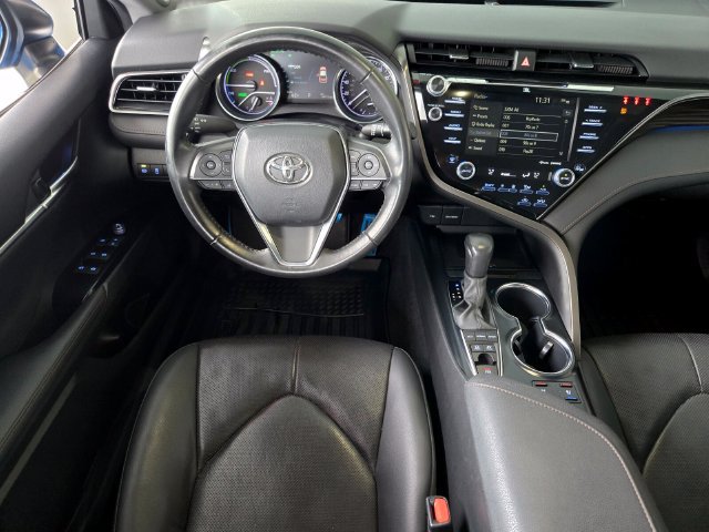 Used 2020 Toyota Camry XLE w/ Driver Assist Package FWD image 13