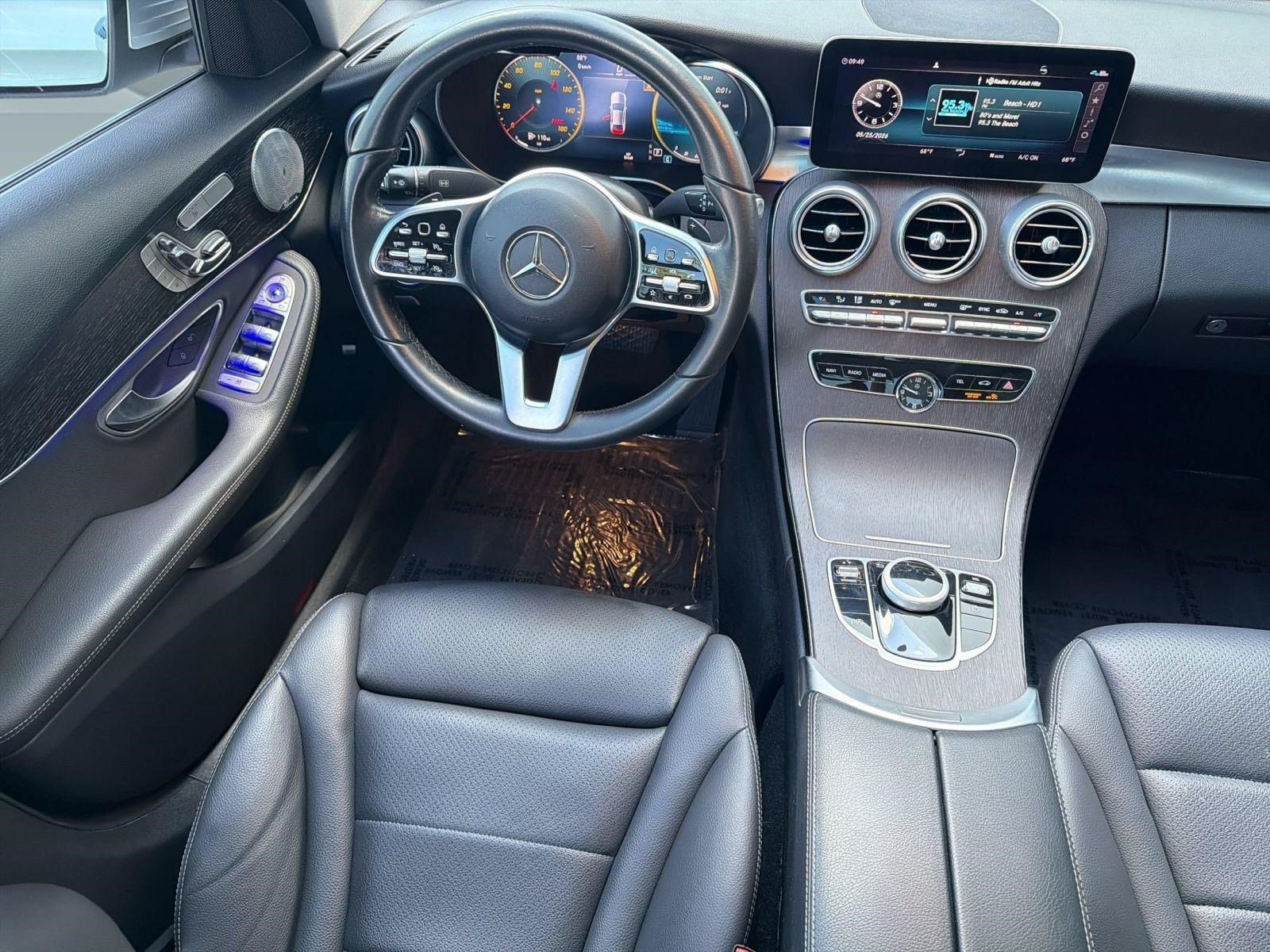 Used 2021 Mercedes-Benz C 300 Sedan image 29