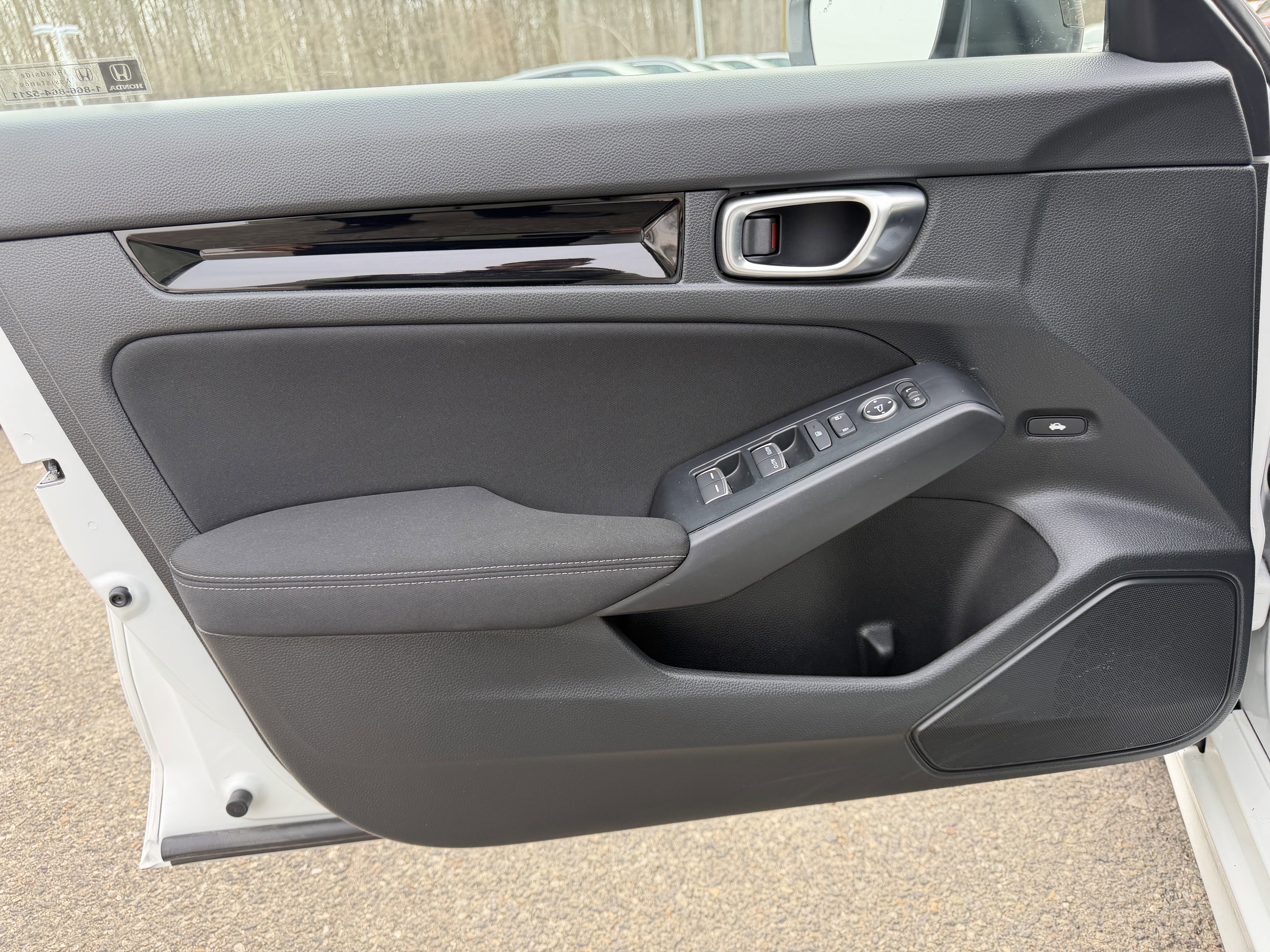 Used 2025 Honda Civic Sport image 12