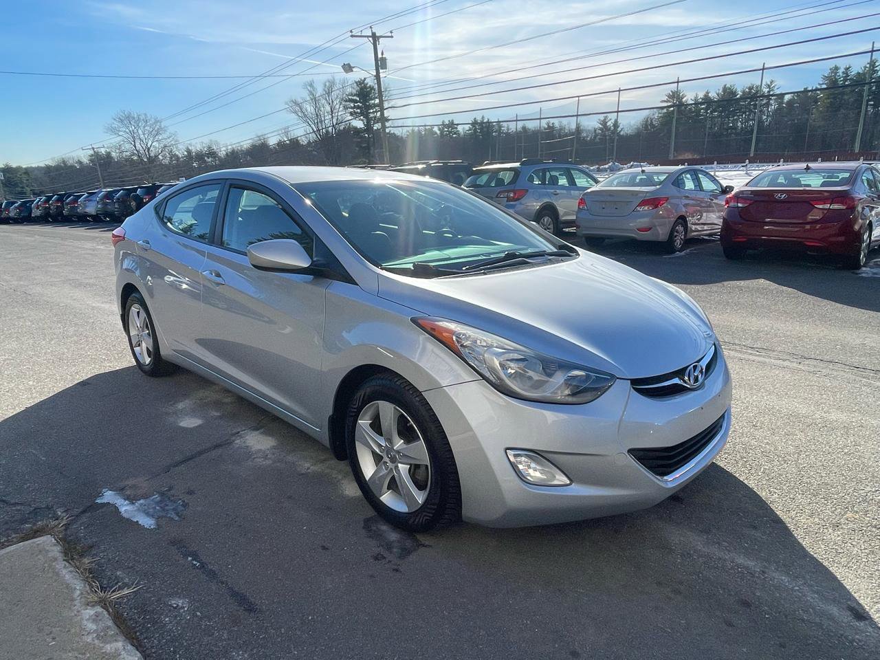 Used 2013 Hyundai Elantra GLS w/ Preferred Pkg FWD image 3