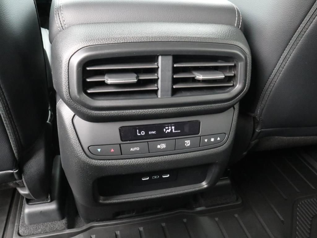 New 2025 Honda Pilot Touring image 24