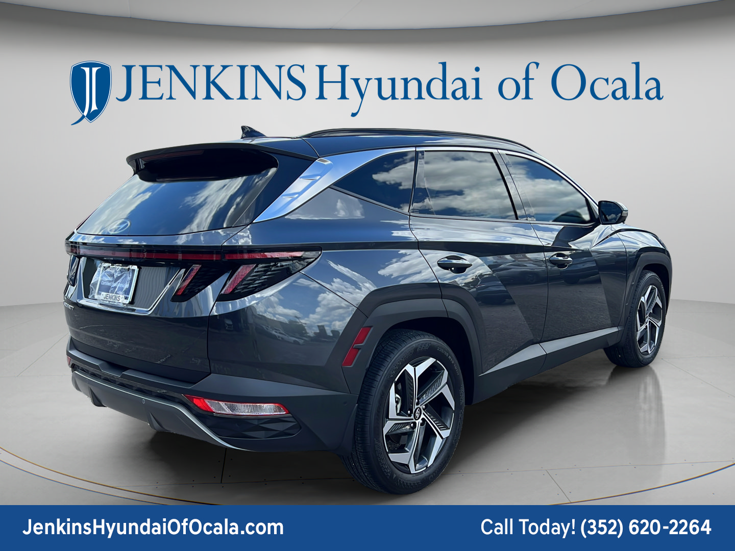 Certified 2023 Hyundai Tucson Limited FWD image 3